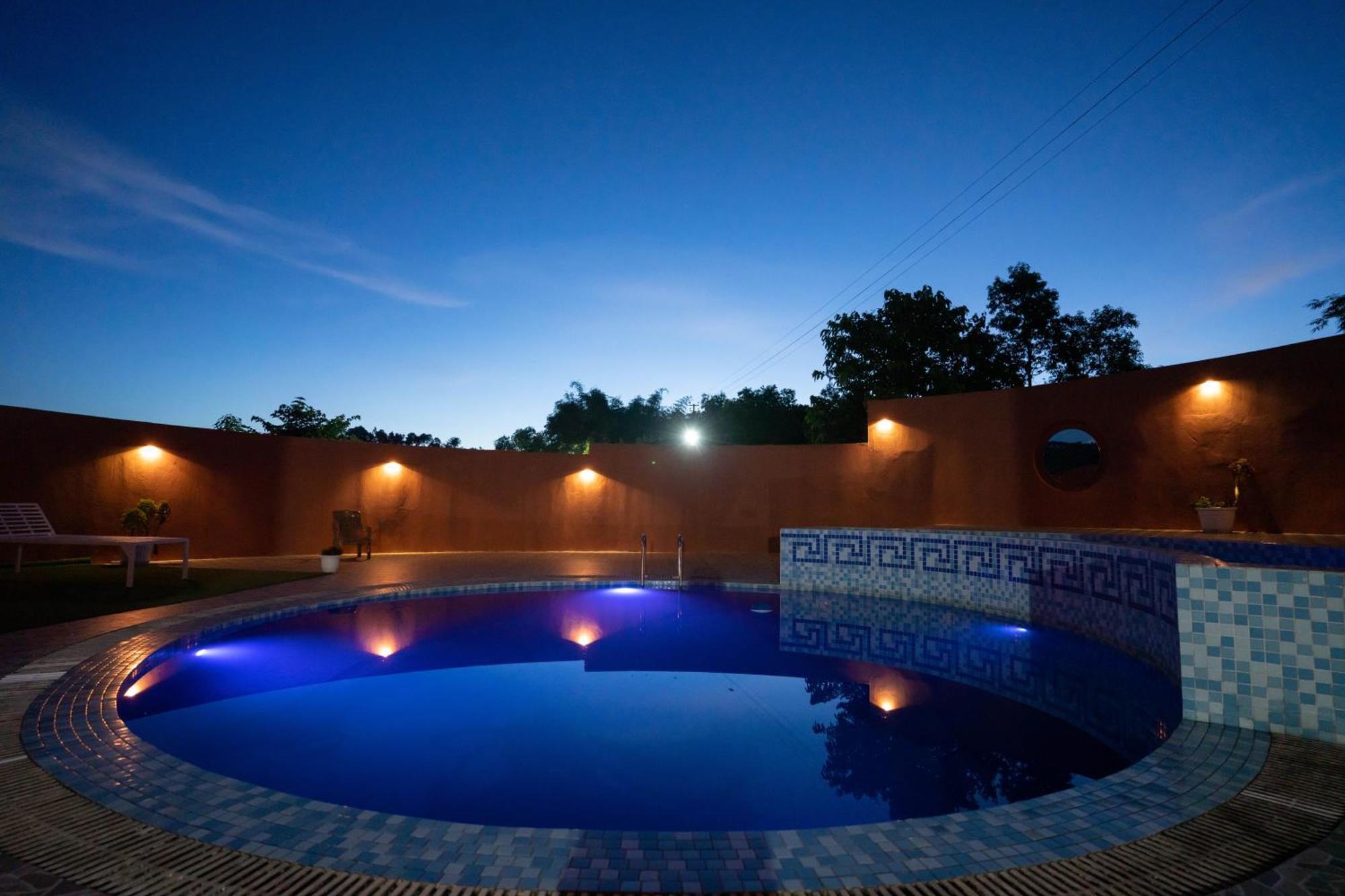 Resort Sunshine Farms And