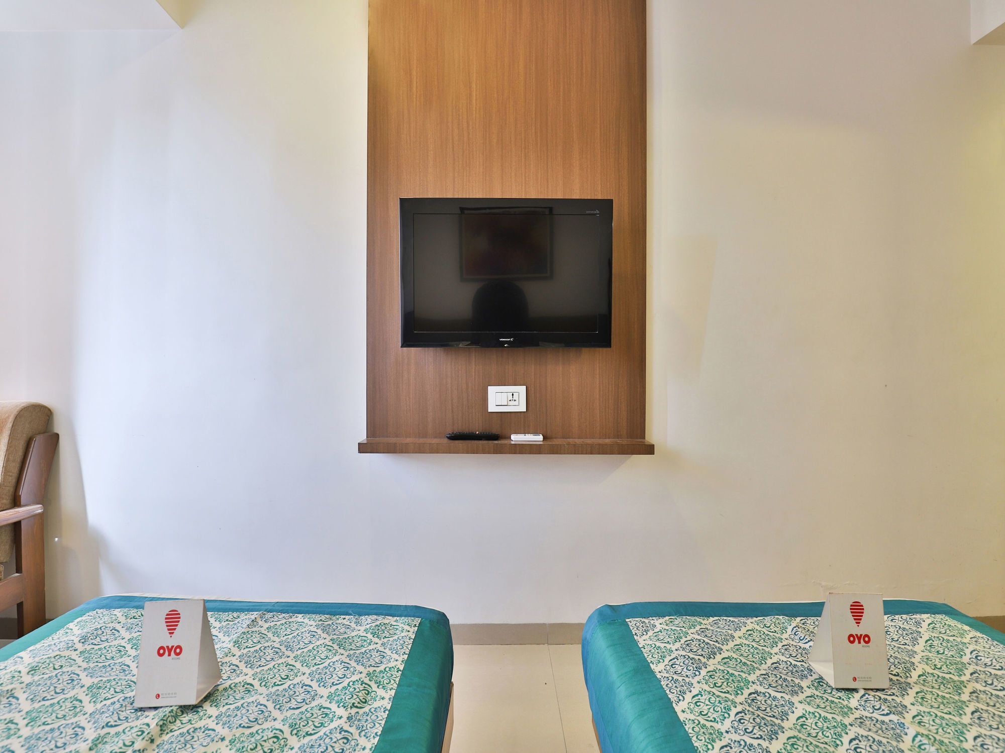 Itsy By Treebo - Shelter 2 Km From Crinoline Falls Hotel 3*