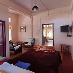Holly Lodge Guest House