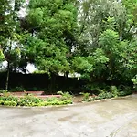 Mid Pine Home Stay