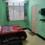 Travellers Bed And Breakfast