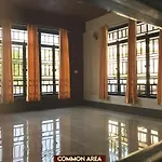Gracious Lodge