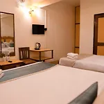 Lake View Inn Hotel