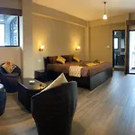 The Arbour Inn