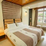 East Land Bed & Breakfast