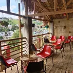 Winnie\'S Lodge