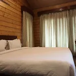 Rishat Sngi Orchid Resort, Shillong