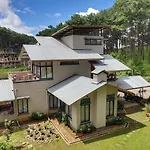 Sha Ri Loum Homestay