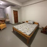 Golf Ville Guest House Shillong