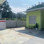 La-San Cottage