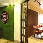 Hotel Cloud Social- Pure Veg
