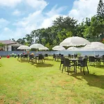 La Nicholas Lake View By Summit Hotels
