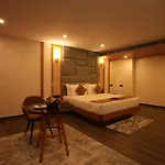 Pristine Pavilion Hotel