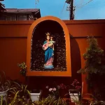 Divina Amore Guest House