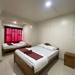 Riwaa\'S Guest House
