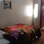 Holly Lodge Guest House