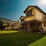 Sunrise Guesthouse