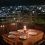 Woodland Hill Stay