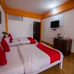 Oyo 14275 Markynti Guest House
