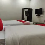 Oyo 45654 Saw Aiom Residency