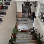 Hotel Embassy