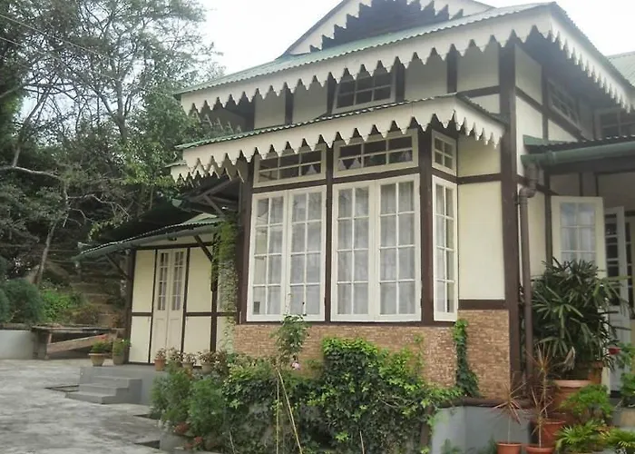 Cafe Shillong Bed & Breakfast