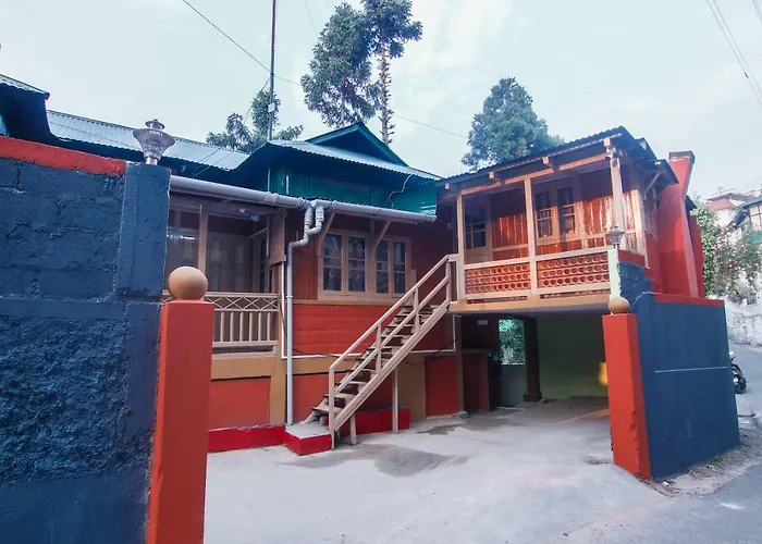 Oyo 27919 Blooming Inn Guest House
