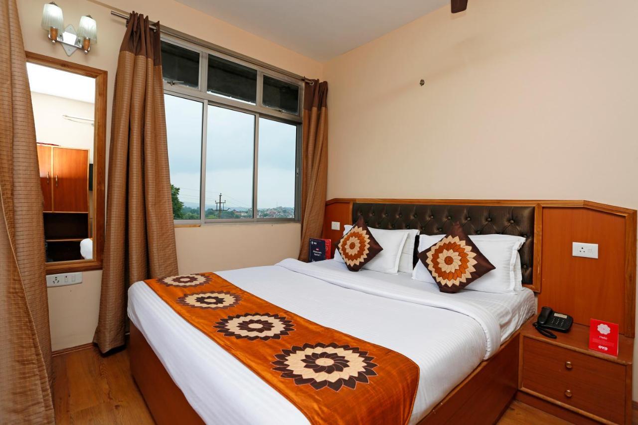 Oyo Flagship 8816 Whispering Pines Hotel Shillong