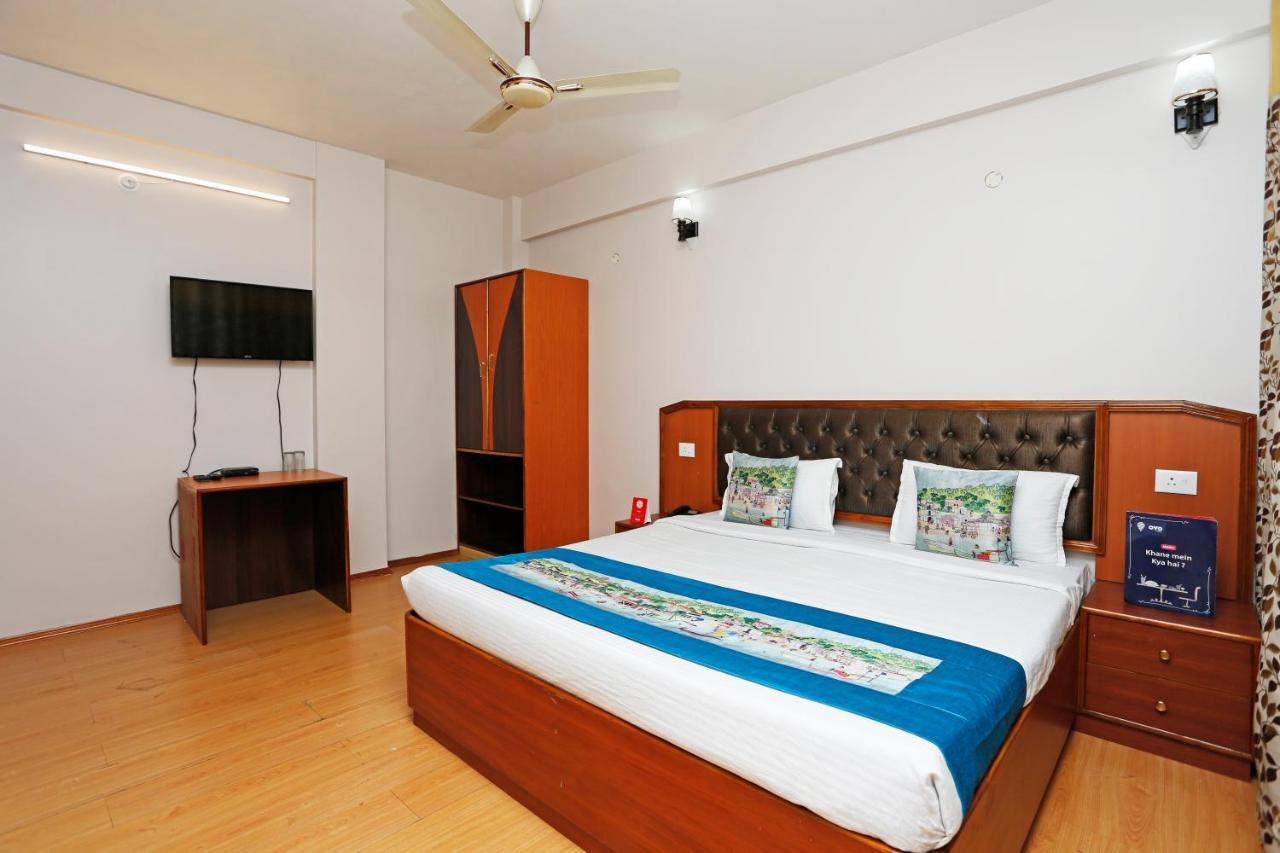 Oyo Flagship 8816 Whispering Pines 3* Shillong