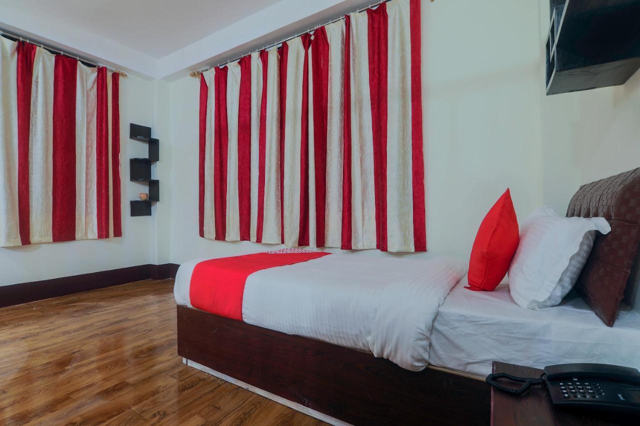 Hotel Oyo 18759 Nirvana