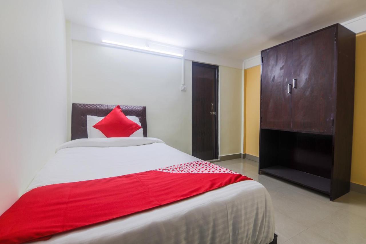 Oyo 18759 Nirvana Hotel 3*