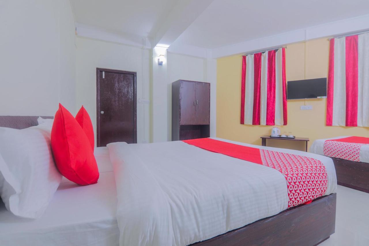 Oyo 18759 Nirvana Hotel