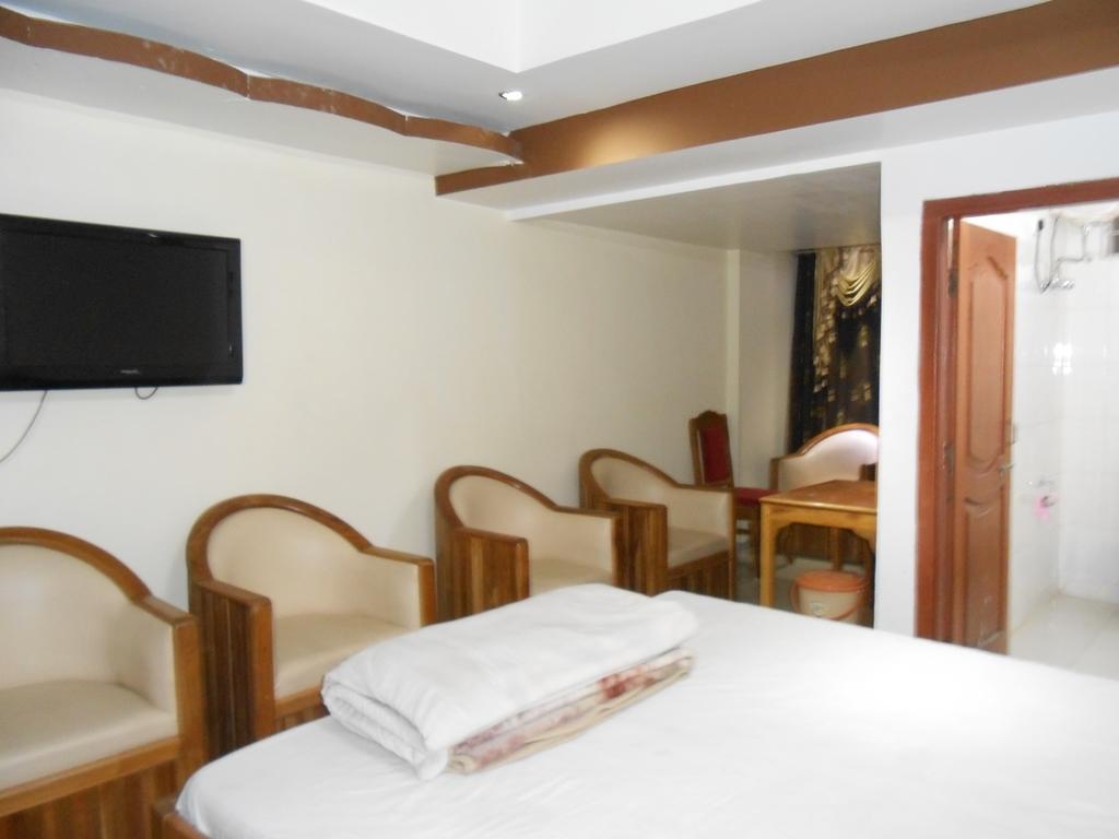 Knight Hotel