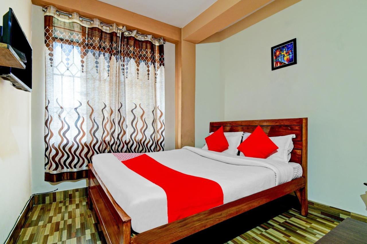 Hotel Oyo 78477 Meera Holiday Villa Shillong