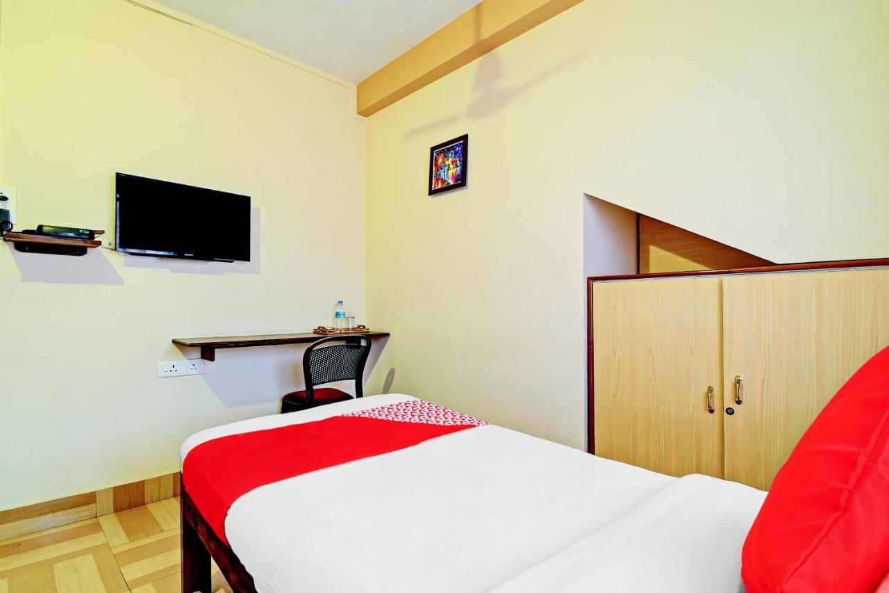 Oyo 78477 Meera Holiday Villa