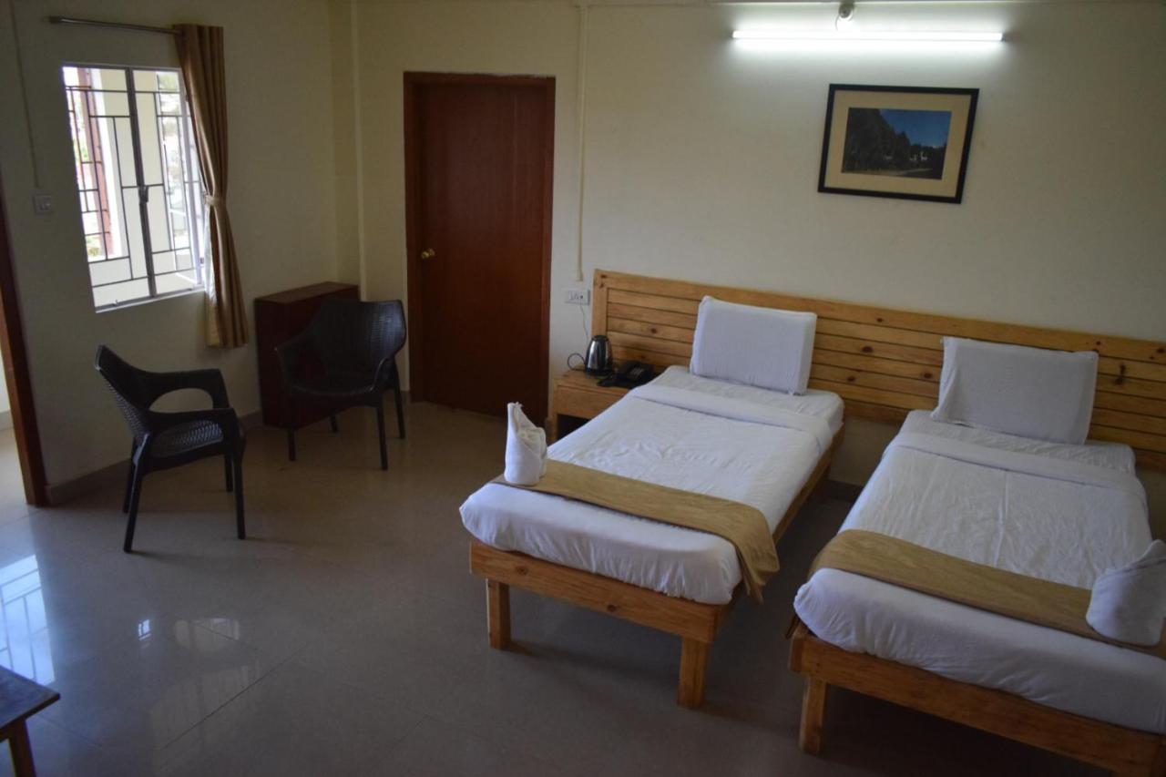 Travellers Hotel Shillong