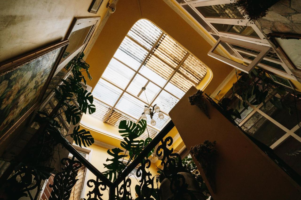 Bed & Breakfast Rock Cliff