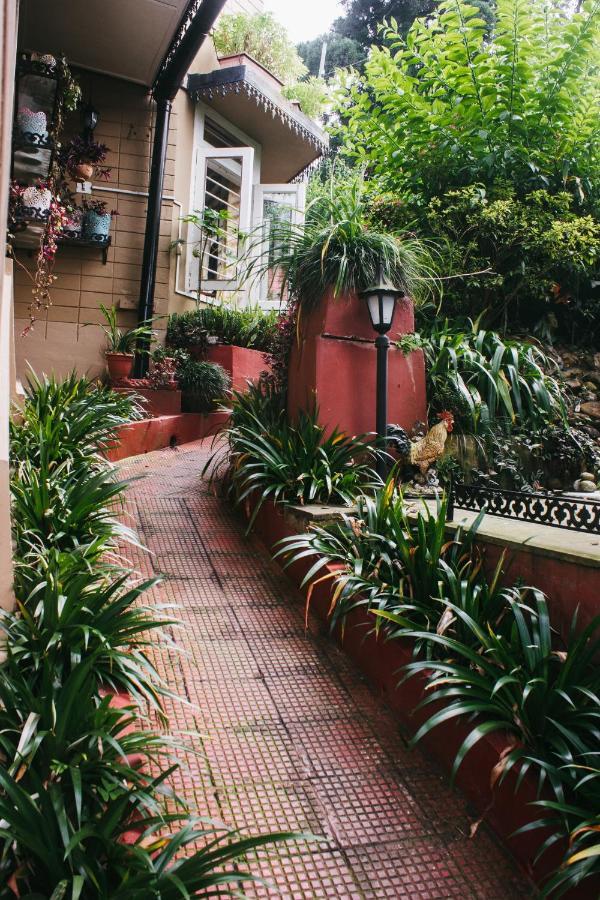 Rock Cliff Bed & Breakfast