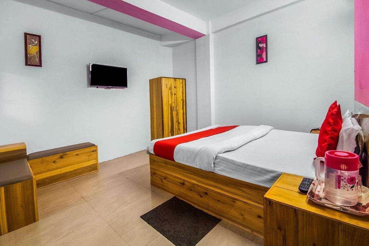 Shillong Guest House Hotel 3*