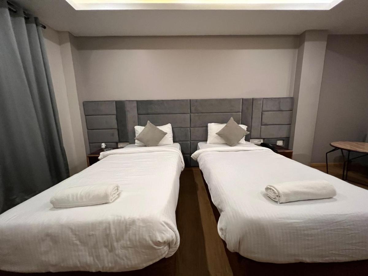 Hotel The Phoenix Residency