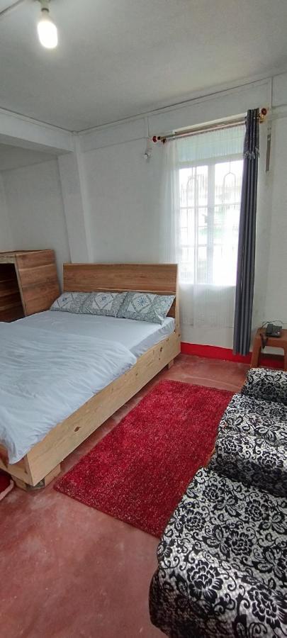 Guest house The Travellers Point Shillong