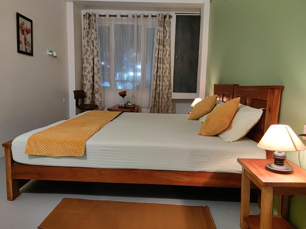Urban Tavern Bed & Breakfast
