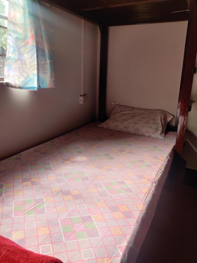 Travellers Bed & Breakfast *