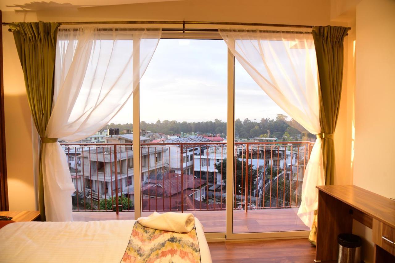 Hotel Janeira 4*