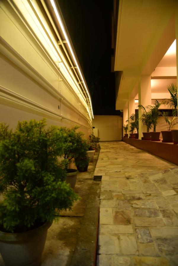 Hotel Janeira 4*