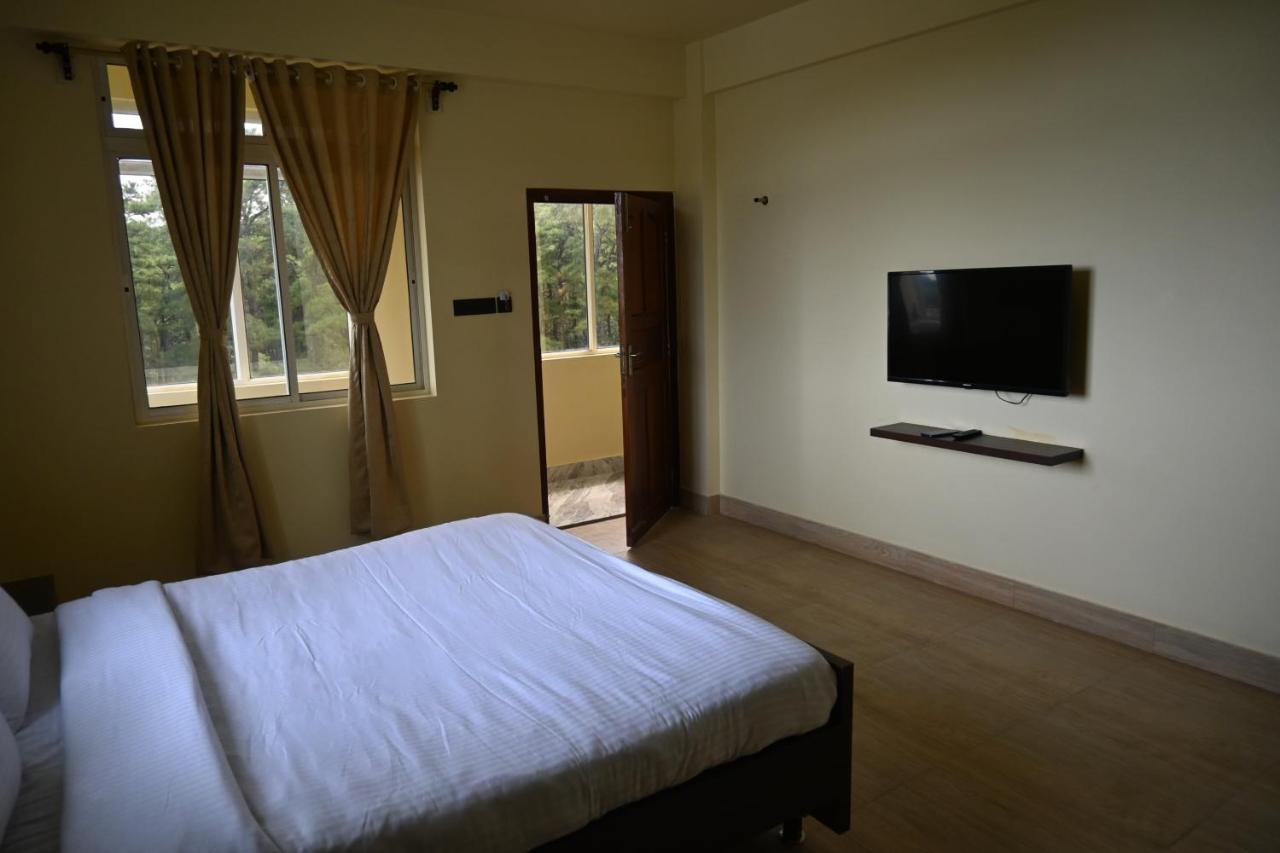 Treetops Residency Hotel