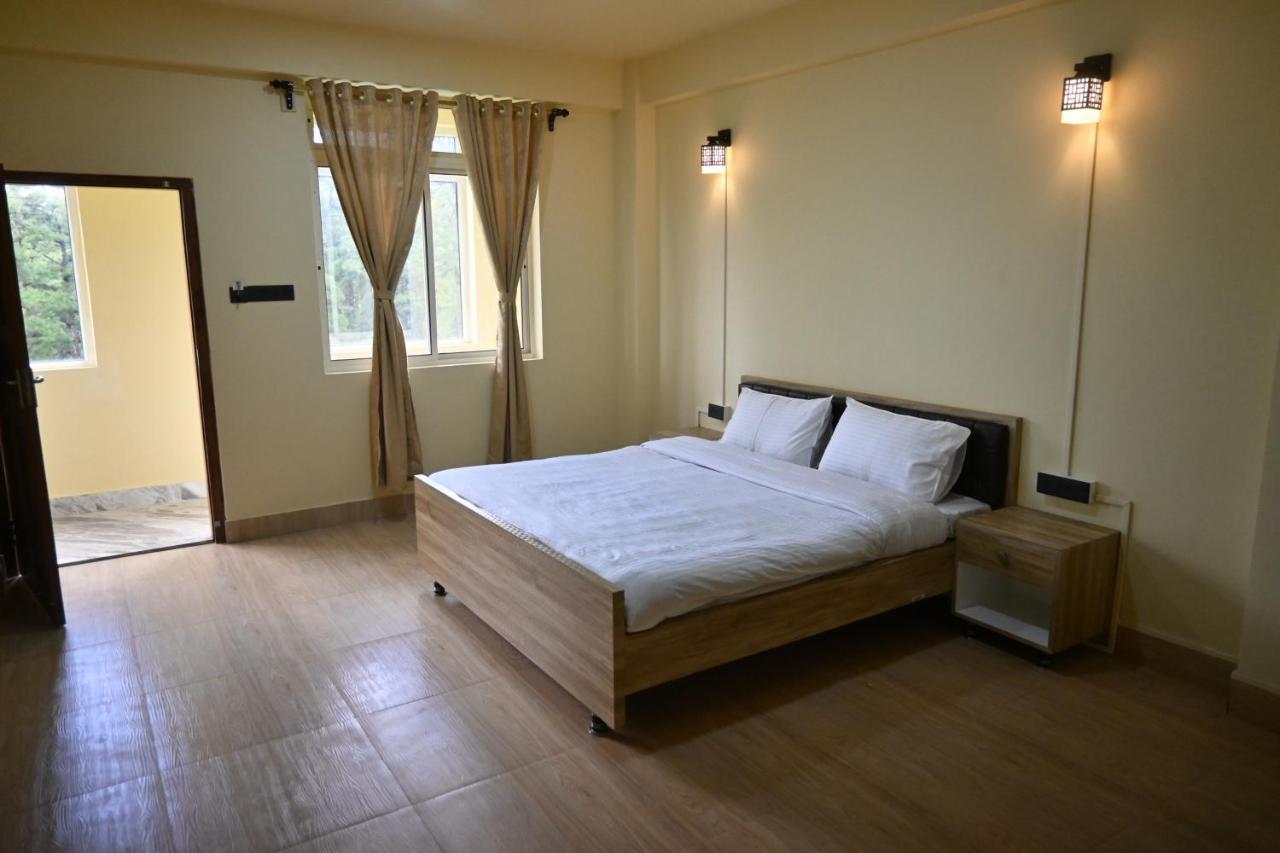 Treetops Residency Hotel