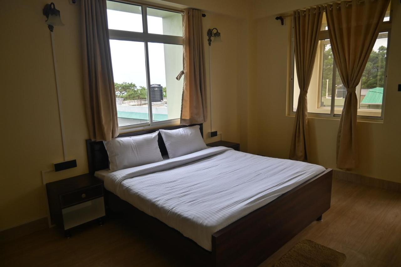 Hotel Treetops Residency Shillong
