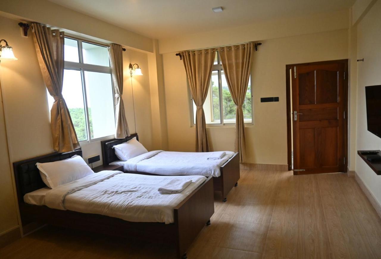 Hotel Treetops Residency Shillong