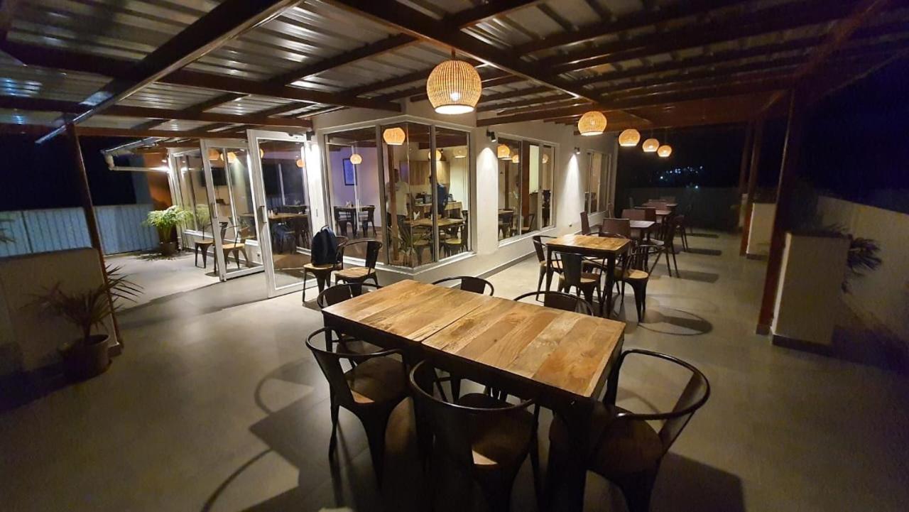 Hotel Janeira Shillong